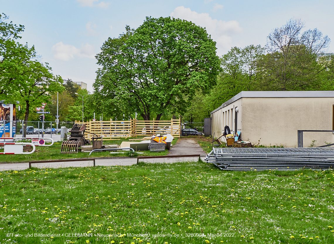 04.05.2022 - Baustelle am Haus für Kinder in Neuperlach